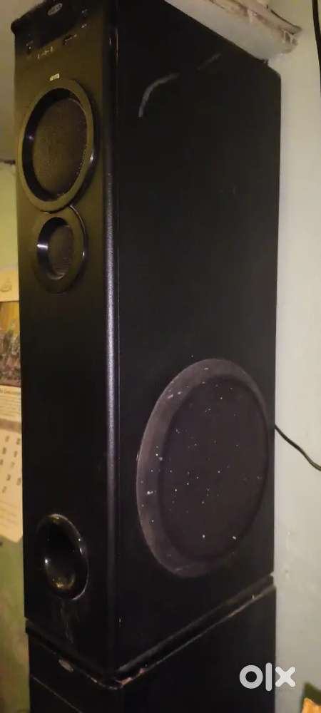 Oscar Tower speaker