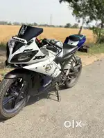 Yamaha r15 v2 2016 model