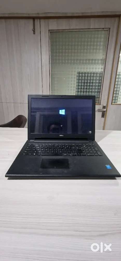 Dell Inspiron 3543 15 inches  Intel i3 4th Gen  500 GB HDD