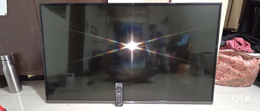 Panasonic 50inch Smart Tv Rs.5000 Only, Display Damage