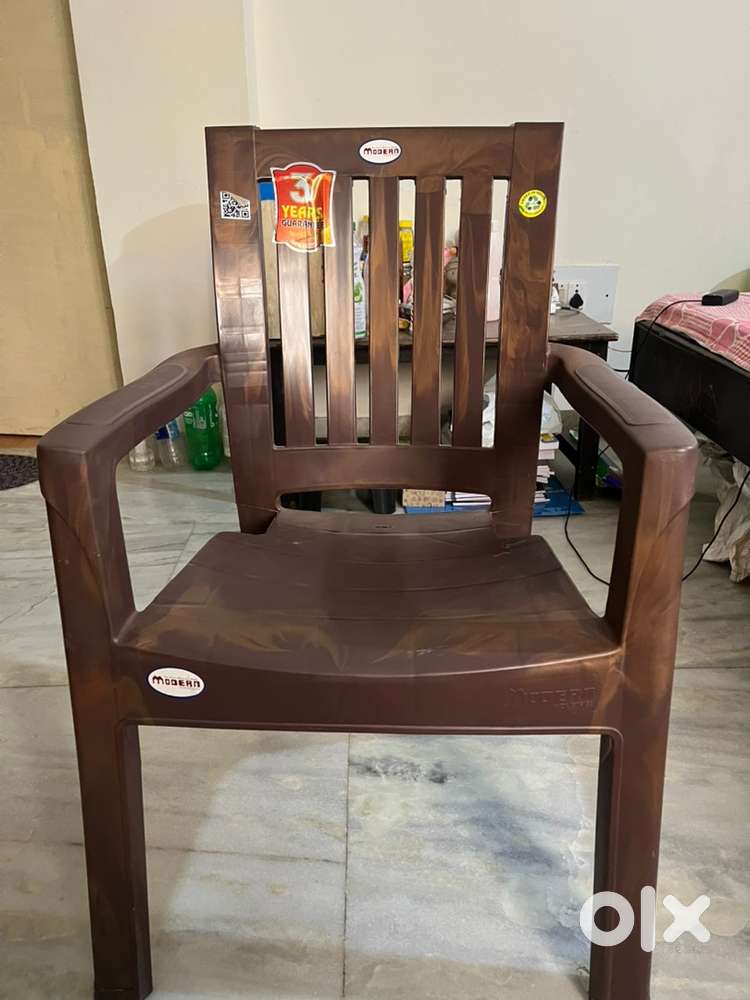 Chair looks like new
