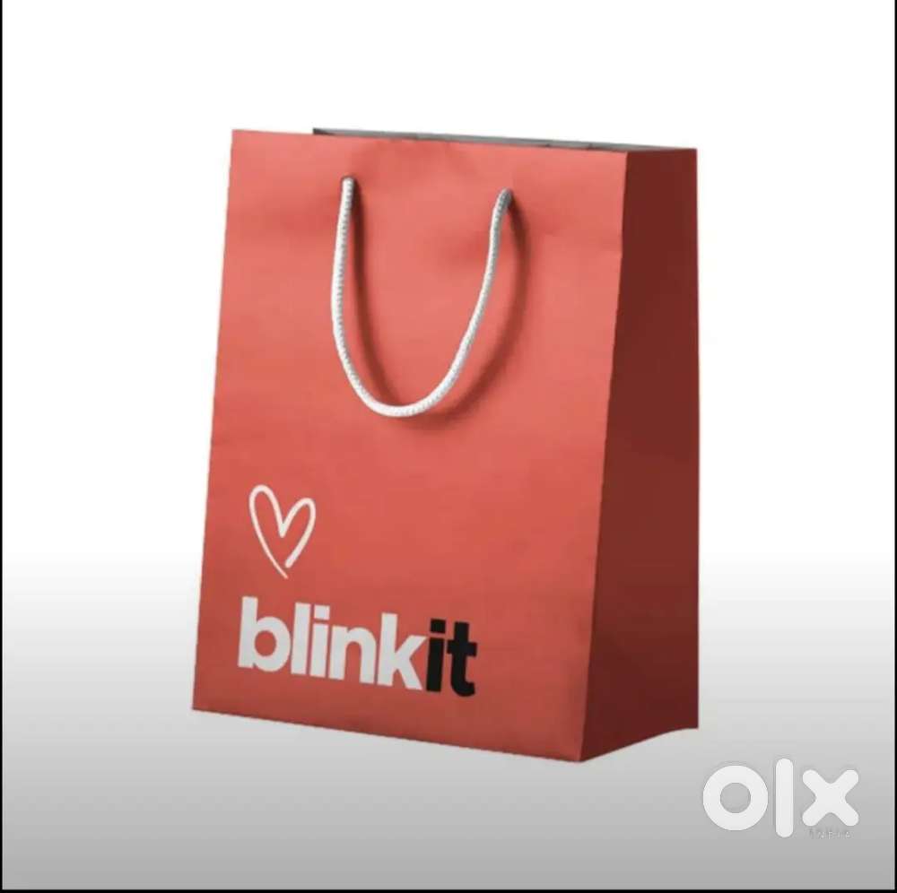 Una BLINK IT DELIVERY BOY (55,000 TO 70,000)