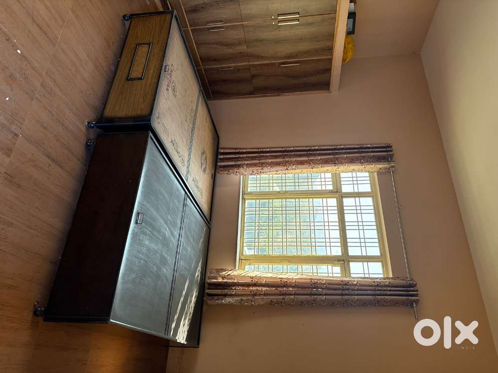 ROOM FOR RENT AVAILABLE