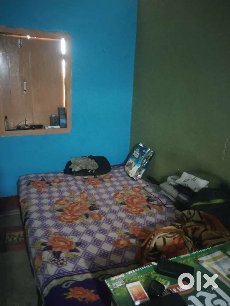 Room patner for need only student jo mera sath reh sake