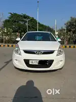 Hyundai i20 SPORTZ 1.2