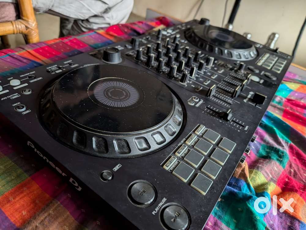 Pioneer DDJ-FLX6 DJ Controller- 4 Channel, Rekordbox/Serato Compatible