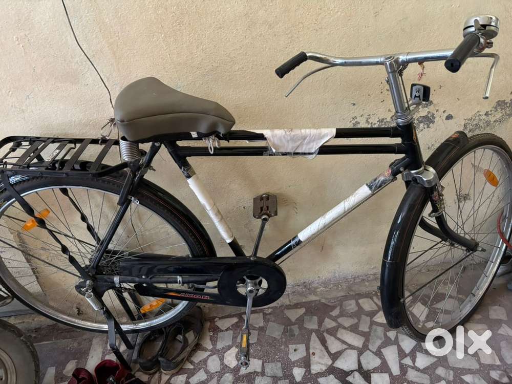 Almost New City Bicycle – Hardly Used – Excellent Condition”