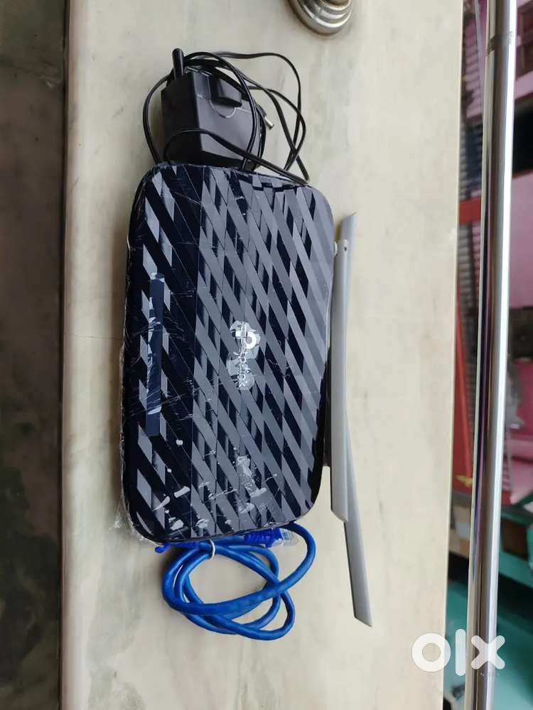 TP-LinkAC750 wifi router Dual Band 3 Antenna