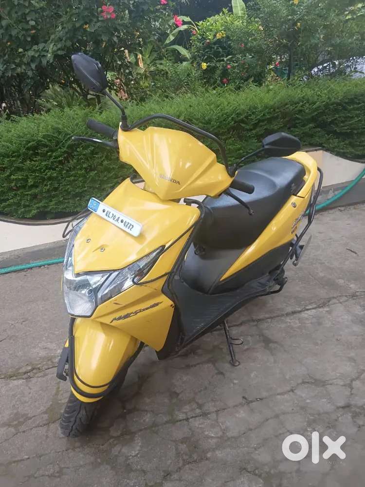 Honda dio 2015 model
