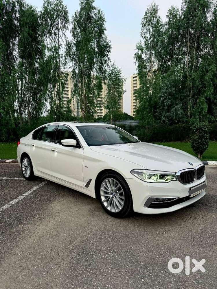 BMW 5 Series 2.0 520D Luxury Line, 2019, Diesel