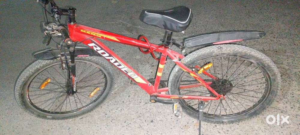 7 gear cycle 1 year old , new tyre and tube