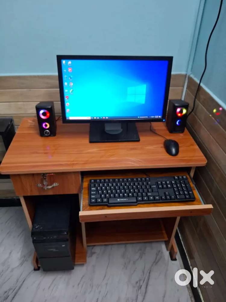 Computer for Sale with New Table