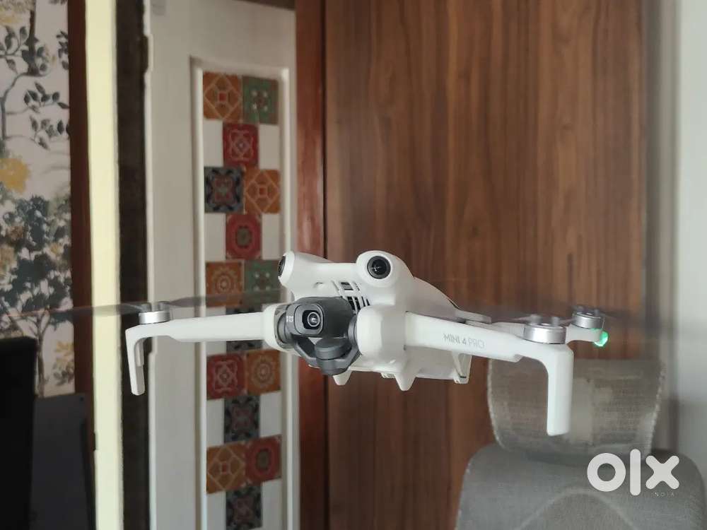 DJI MINI 4 PRO COMBO PLUS