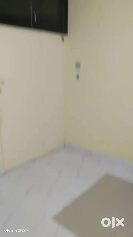 210sq single room office for rent