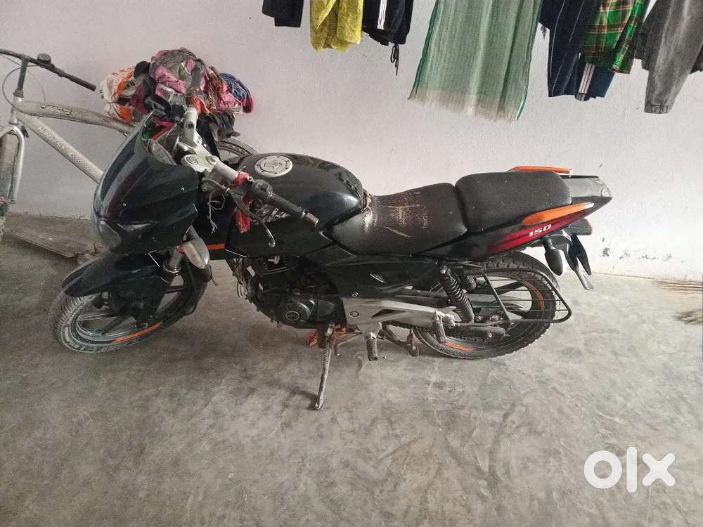 Me pulsar bajaj  tvs Baik bek na chahta hu 2012 modal hai ok namaste
