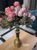 Flower pot with very attractive flowers
