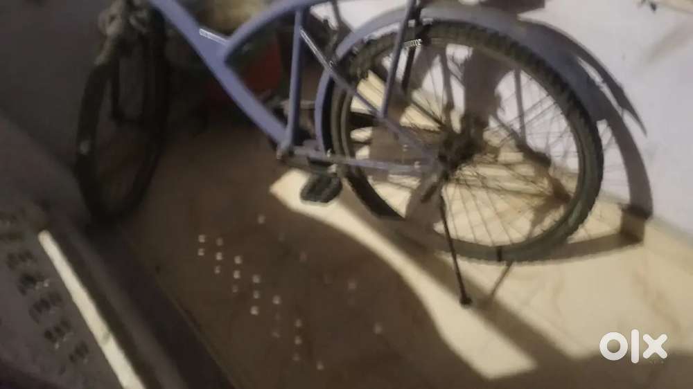 Do cycle Hai 5000 mein deni hai