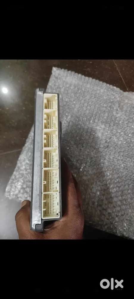 Innova Crysta engine control unit for sale