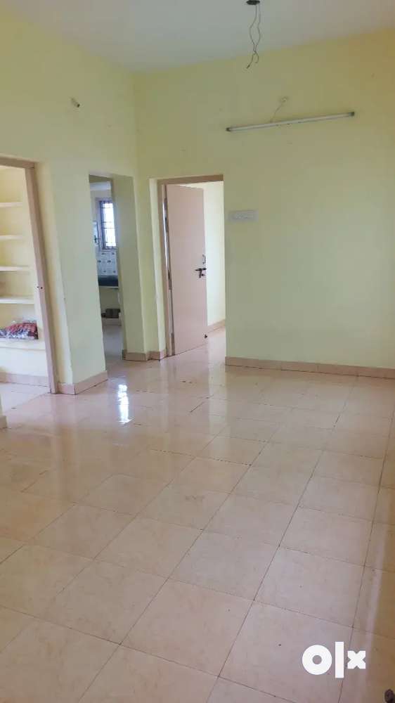 2BHK Flat for lease in Iyer bungalow main road