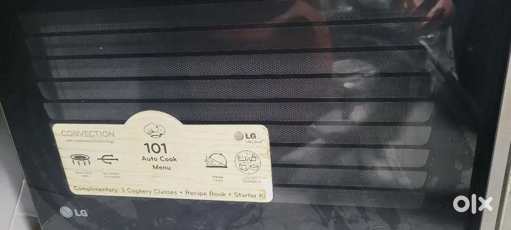 LG microwave and convection oven