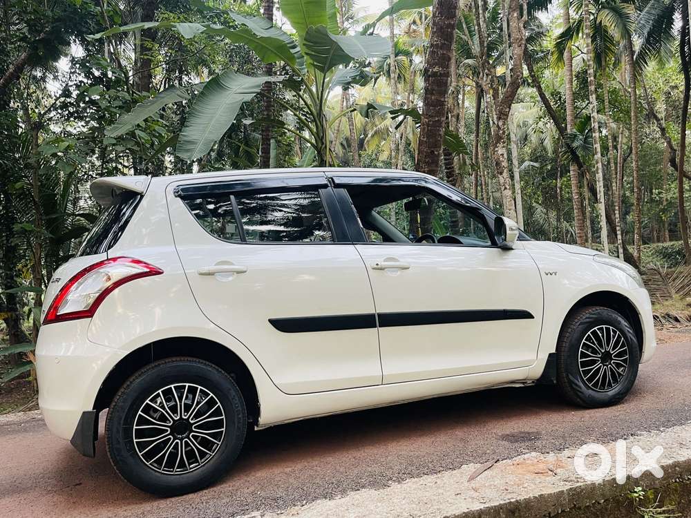 Maruti Suzuki Swift 2011-2014 VXI, 2015, Petrol