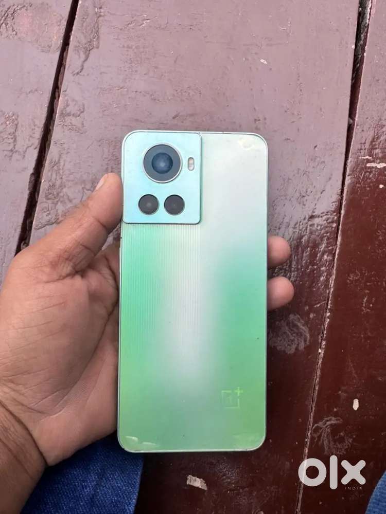 One Plus 10 r 8/128 gb ram