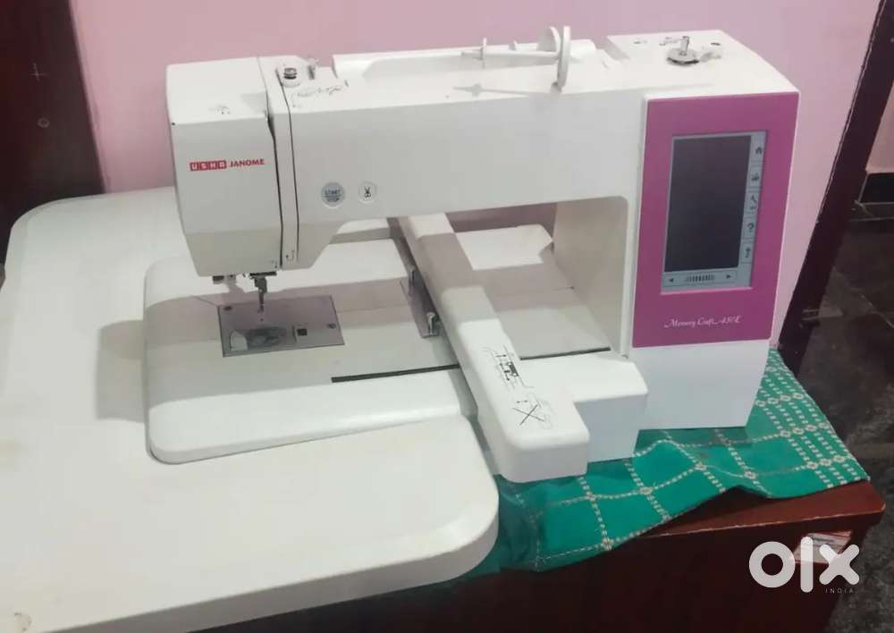 Usha Janome Memory 450E Embroidery Machine - Excellent Condition