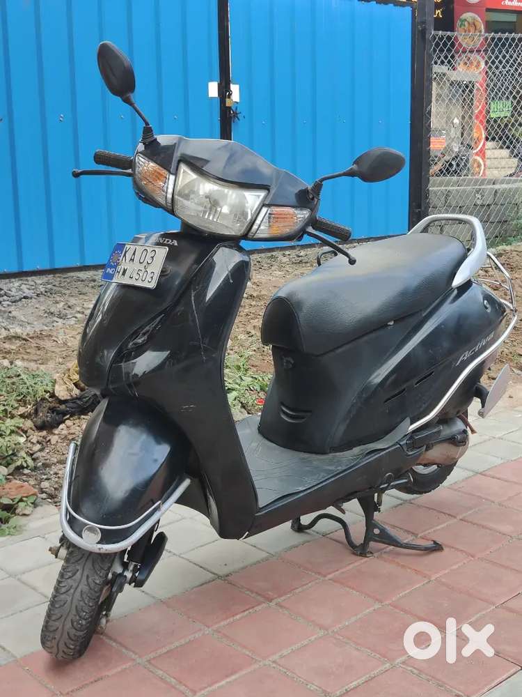 Honda Activa 110 cc 1 year insurance running with self start