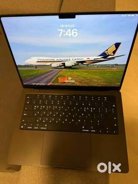 MacBook Pro M3 14 inch & M2 Air 13.4 inch