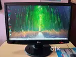 Desktop PC with LG 21 Monitor + CPU + Accessories