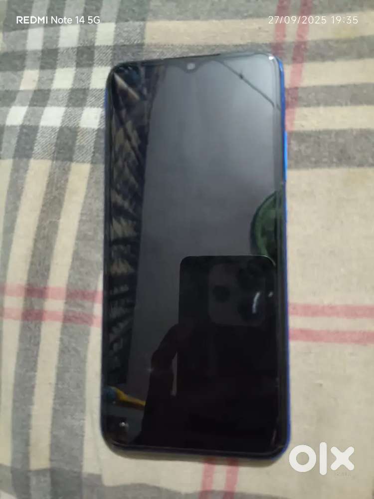 Redmi 9 sky blue   4gb ram  64gb storage   3 ears old