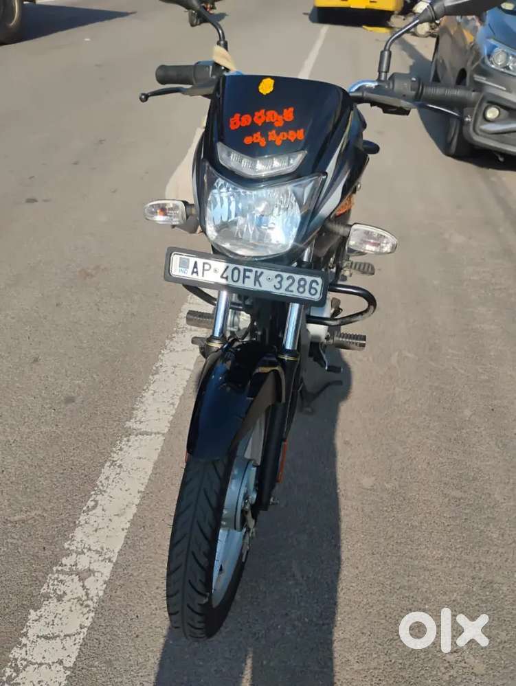 Bajaj CT 100