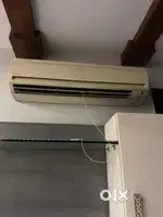 Daikin 1.5 ton inverter split AC thailand model in working condition