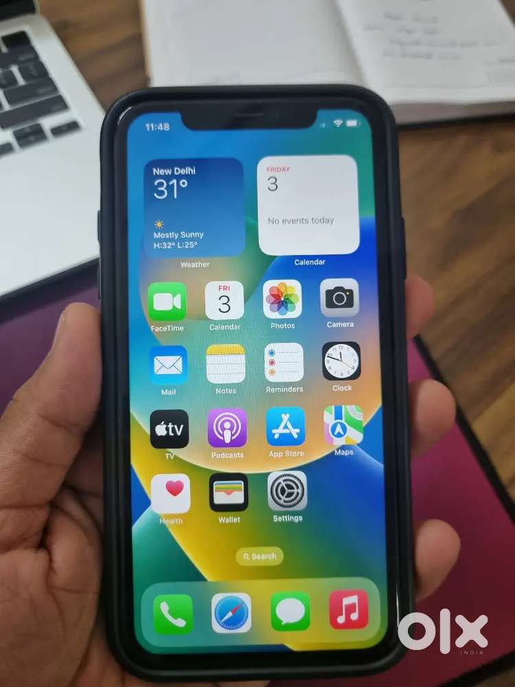 Urgent sell IPhone 11 64gb ,4gb ram