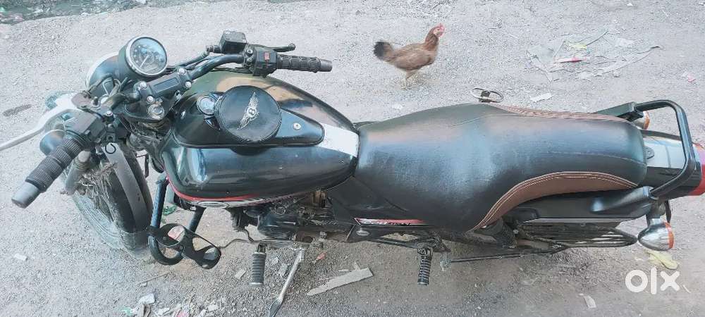 Baik ma kuch kaam nahi hai or ensoras hai or nose hai