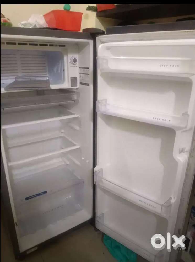 Whirlpool refrigerator 165 ltrs