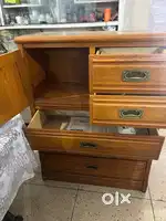 Medium size drawer and medium corner table