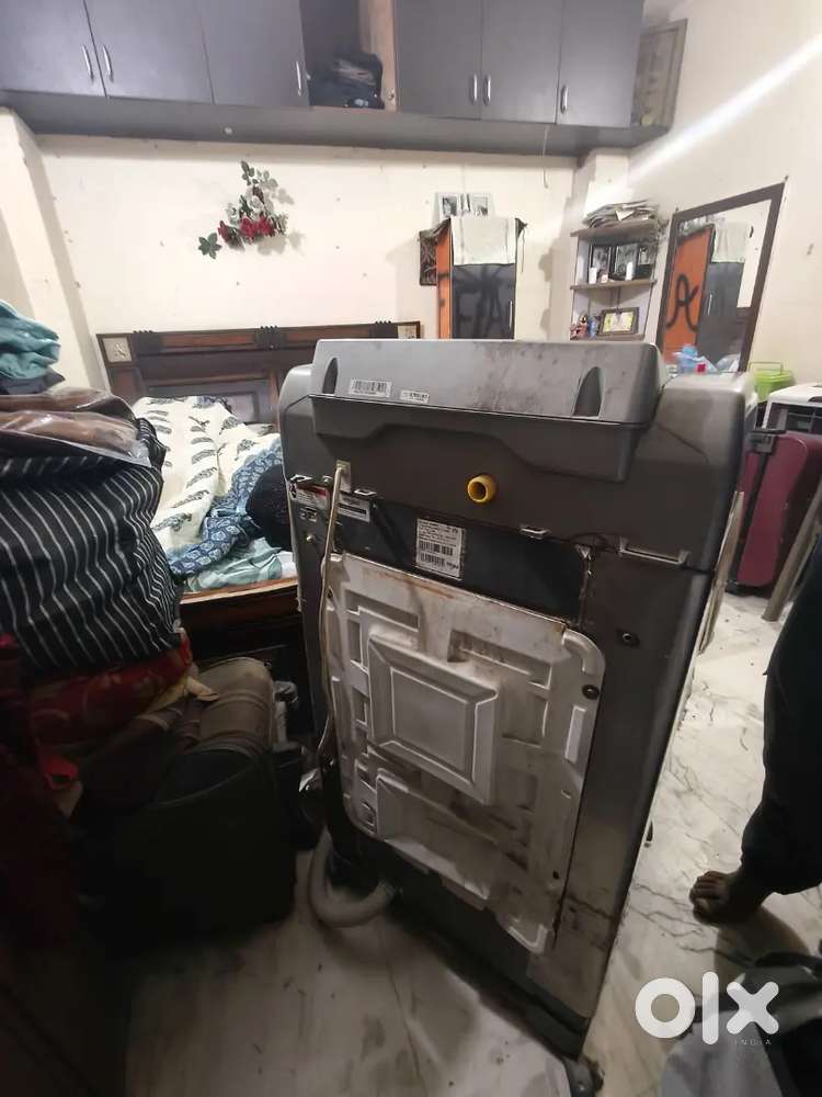 Automatic washing machine whirlpool