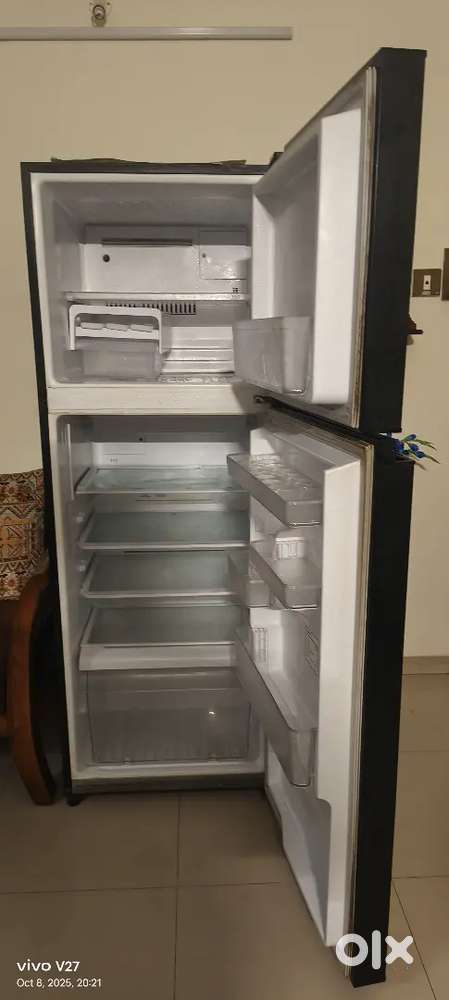 Toshiba 300 ltr