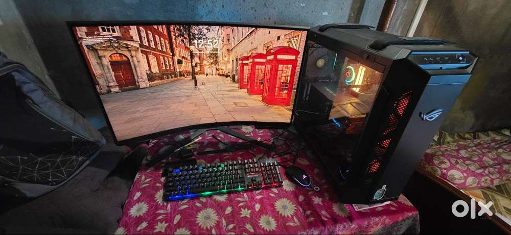Full flagship pc with monitor.