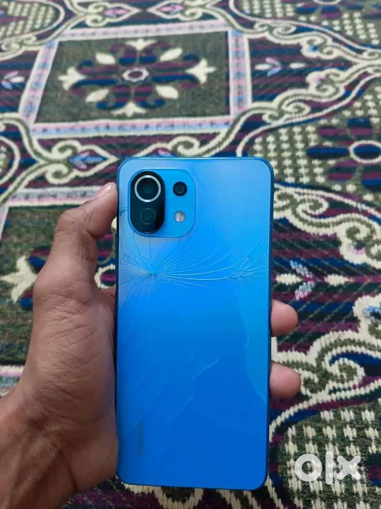 Need condition all are original box charger