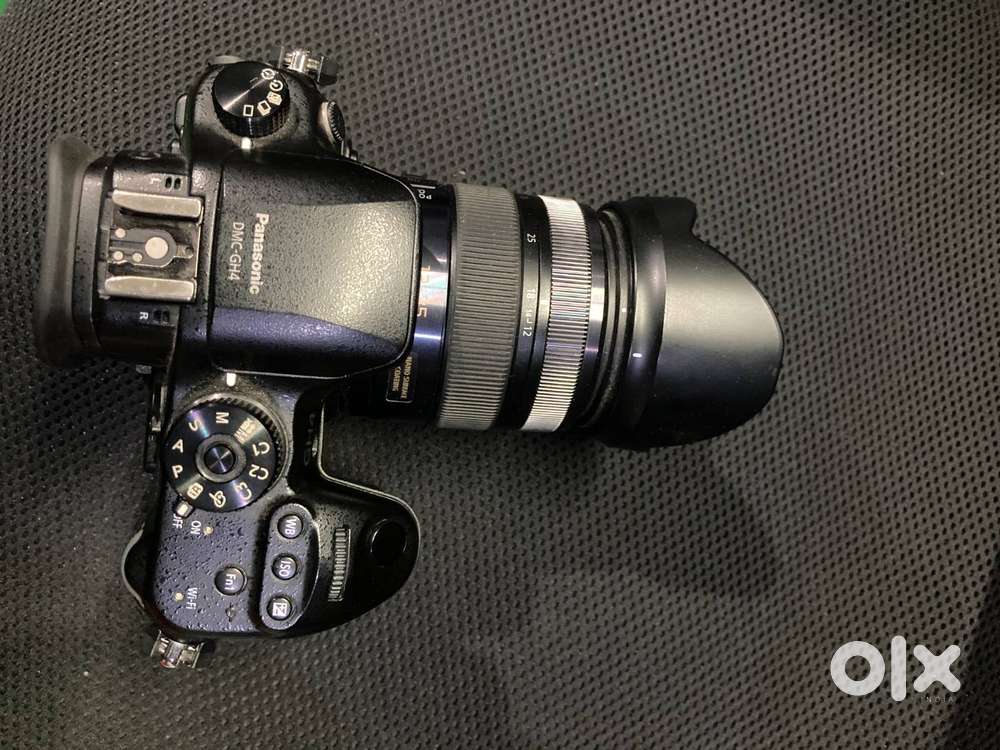 Panasonic GH4 Camera with 12-35mm Lens