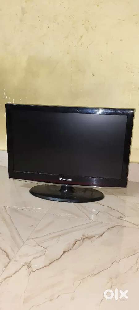 Samsung TV cum Monitor Milton kelten and keyboard mouse Mirrors