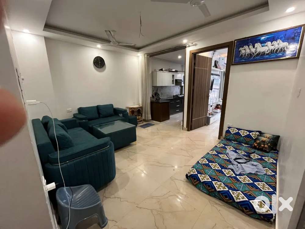 3bhk independent semi furnished flat for sale near palm city