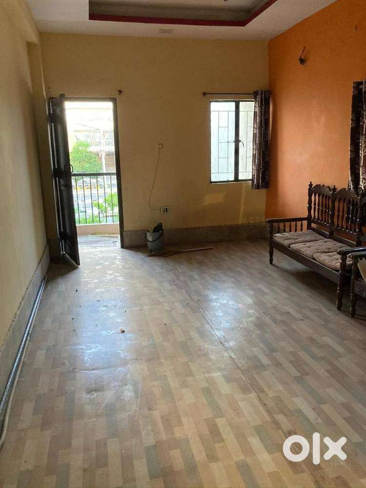 Independent room in LIG, on main AB Road with BRTS, I-Bus connectivity