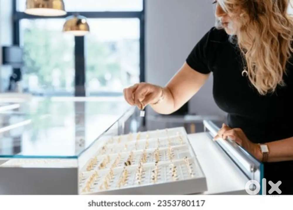 Jewellery sales girl