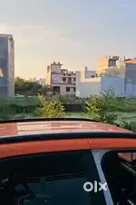 Palassio mall Ekana stadium se Matra thodi door par plots le