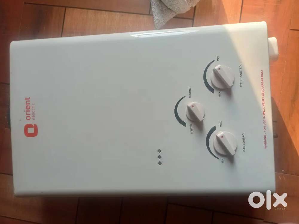 BRAND NEW, UNUSED Gas water geyser.