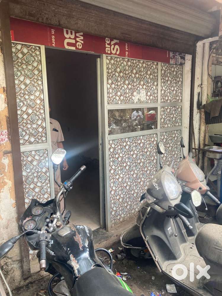 Shop for rent ground floor