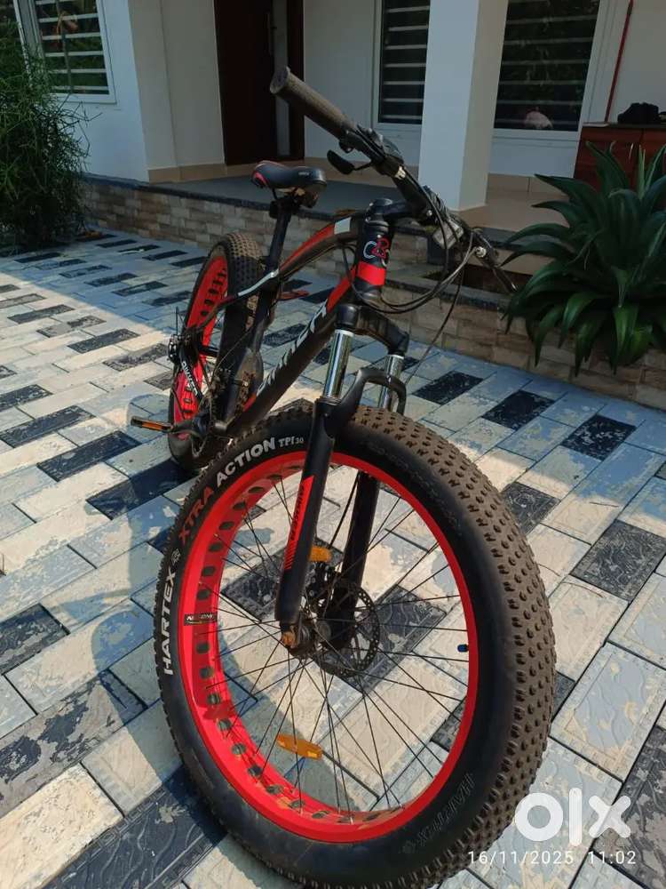 BIKKER 26T Fat Tyre Cycle –21 Gear, Dual Disc Brakes, Front Suspension